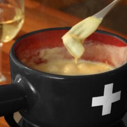 FONDUE “Corsée” NoMuh VEGUSTO 2x200g </br>Alternative végétale au fromage à fondue </br>DDM: 10-3-24
