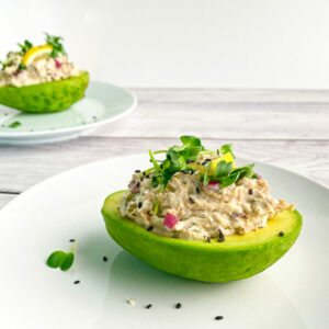 Read more about the article Recette : Avocat au thon végétal